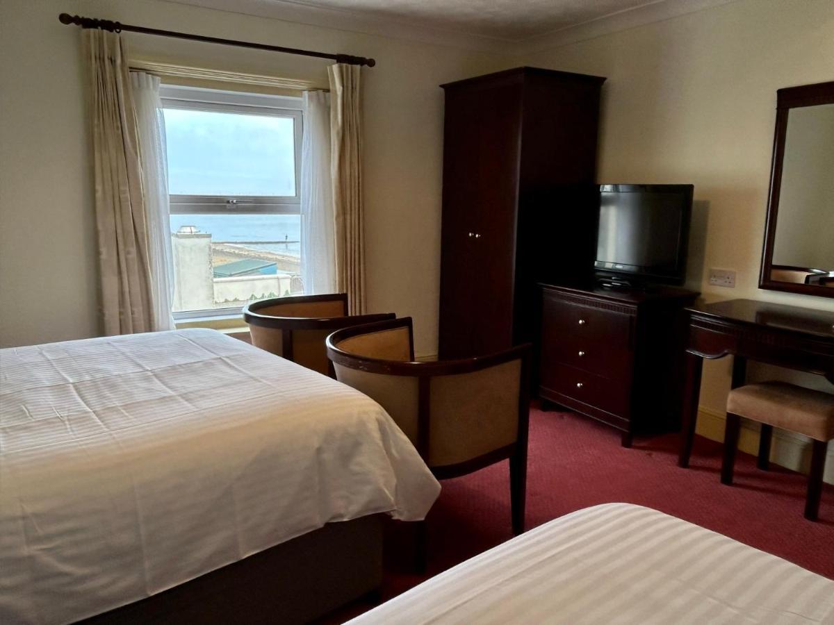 Regent Court - Seafront, Sandown - Free Car Ferry For Bookings Of 3 Or More Nights, Subject To Availability Exterior photo